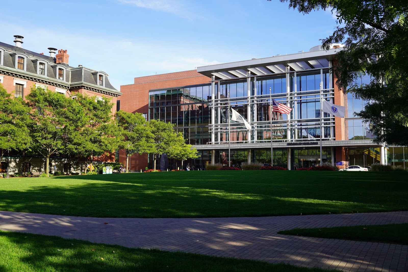 Boston Medical Center (BMC) - Catalyst - Albany Street